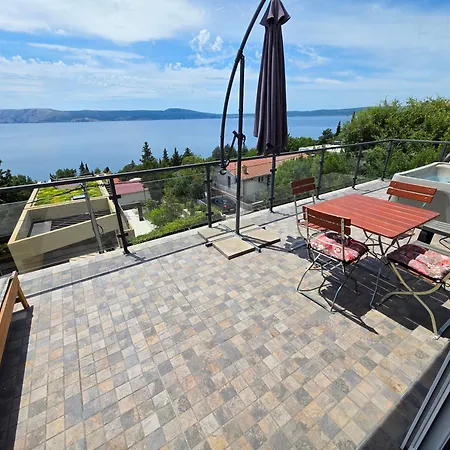 Ines 3 In With Terrace And Sea View, Jacuzzi, Outdoor Pool Appartement *