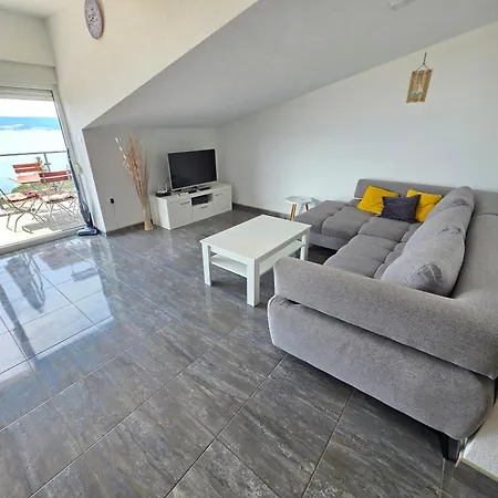 Ines 3 In With Terrace And Sea View, Jacuzzi, Outdoor Pool Appartement