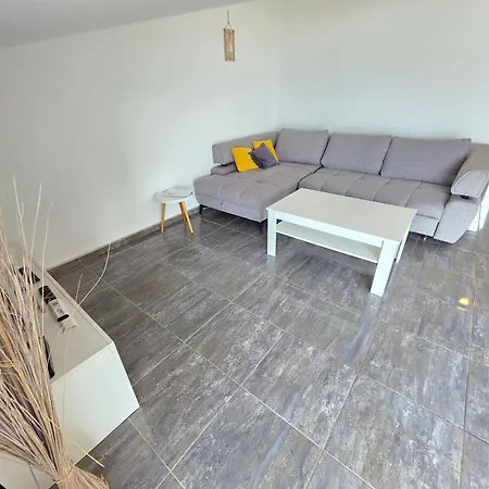 Ines 3 In With Terrace And Sea View, Jacuzzi, Outdoor Pool Appartement