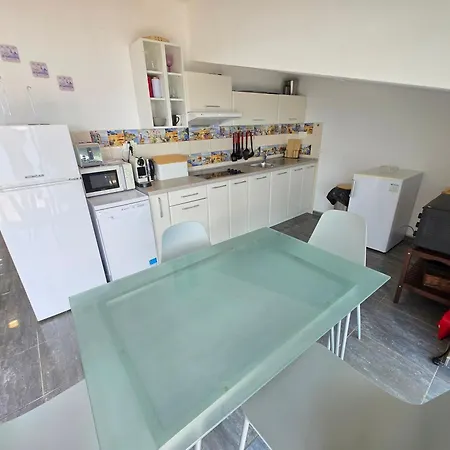 Appartement Ines 3 In With Terrace And Sea View, Jacuzzi, Outdoor Pool